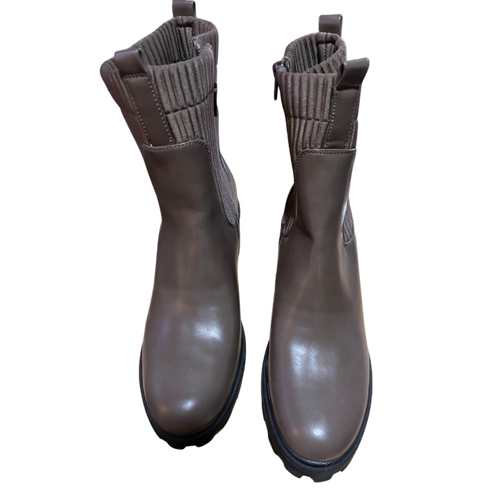a new day Women's Ankle Boots in Taupe